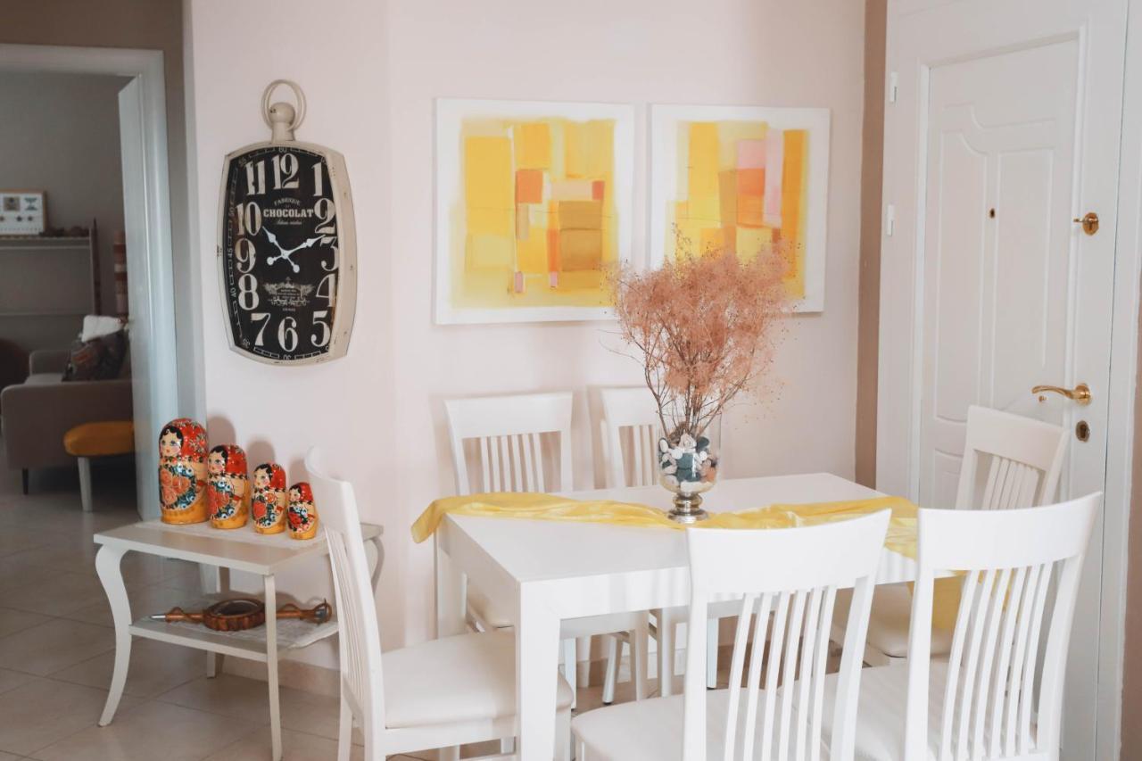 Large Near The Seaside Boulevard Lungomare Appartement Vlorë
